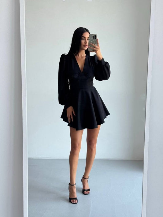 Robe Courte Patineuse Structurée